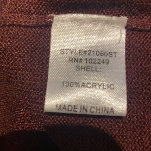 New Anthro Skies Are Blue burgundy detail sweater. - Picture 9 of 10
